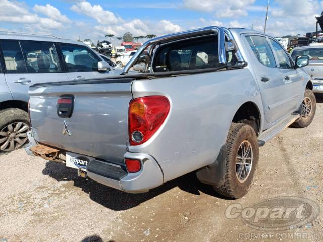 2015 MITSUBISHI L200 TRITON 