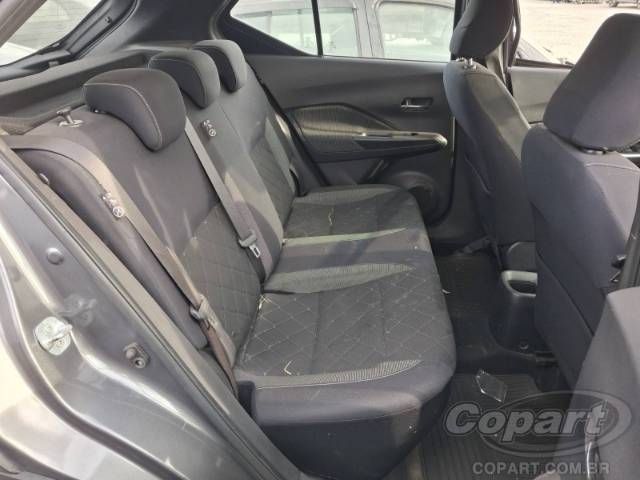 2017 NISSAN KICKS 