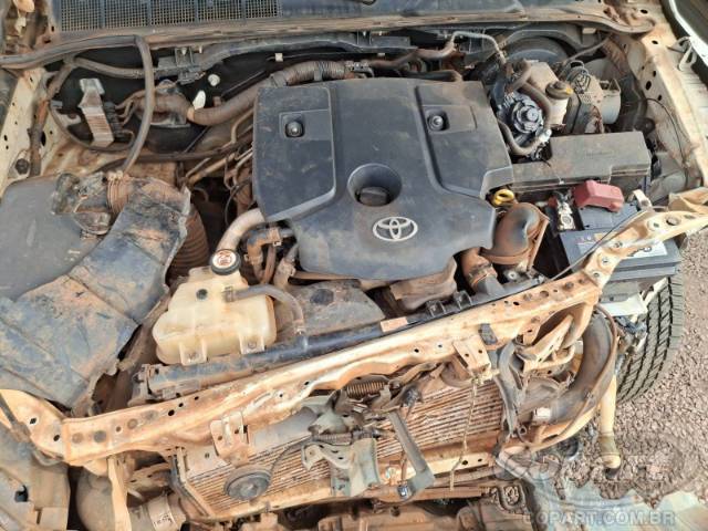 2022 TOYOTA HILUX CD 