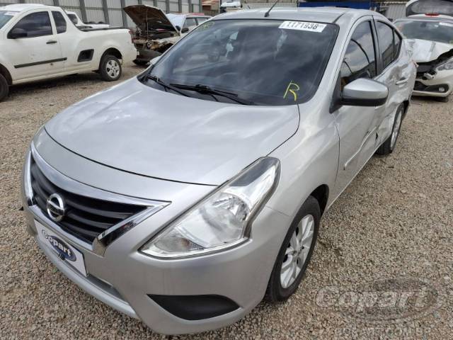 2017 NISSAN VERSA 