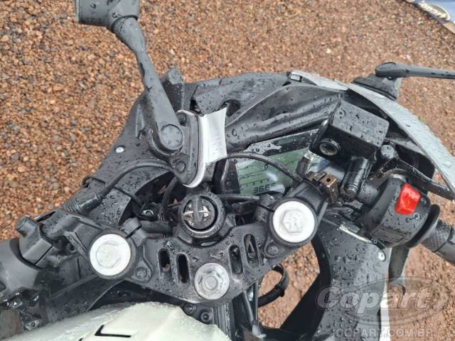 2026 YAMAHA YZF R15 
