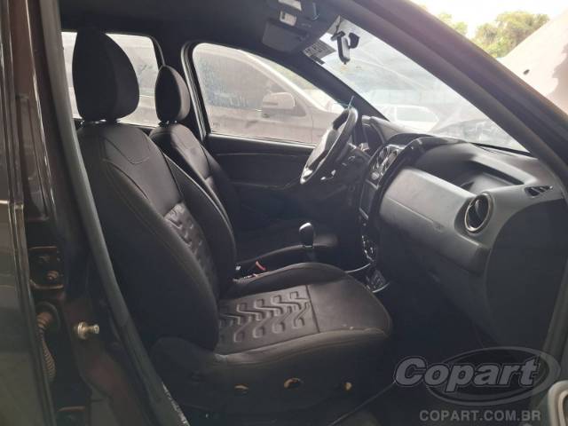 2020 RENAULT DUSTER 