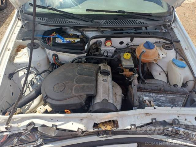 2002 VOLKSWAGEN GOL 