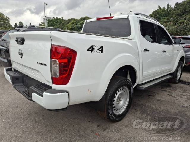 2025 NISSAN FRONTIER CD 