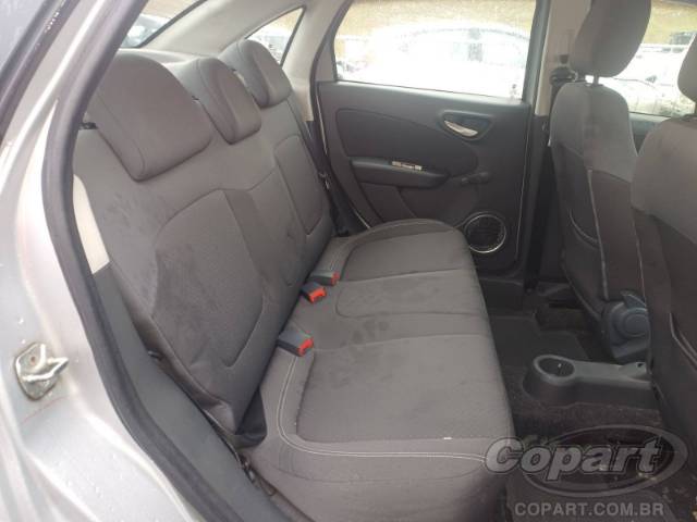 2016 FIAT GRAND SIENA 