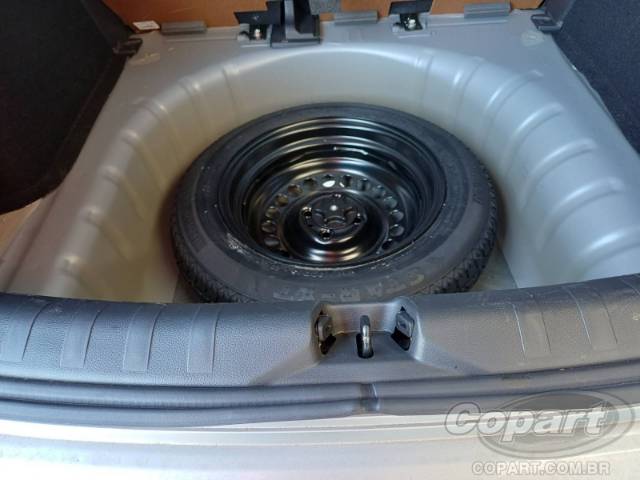 2025 NISSAN Kicks Play 