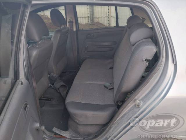 2006 VOLKSWAGEN FOX 