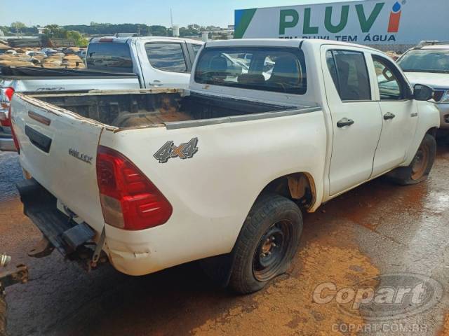 2024 TOYOTA HILUX CD 