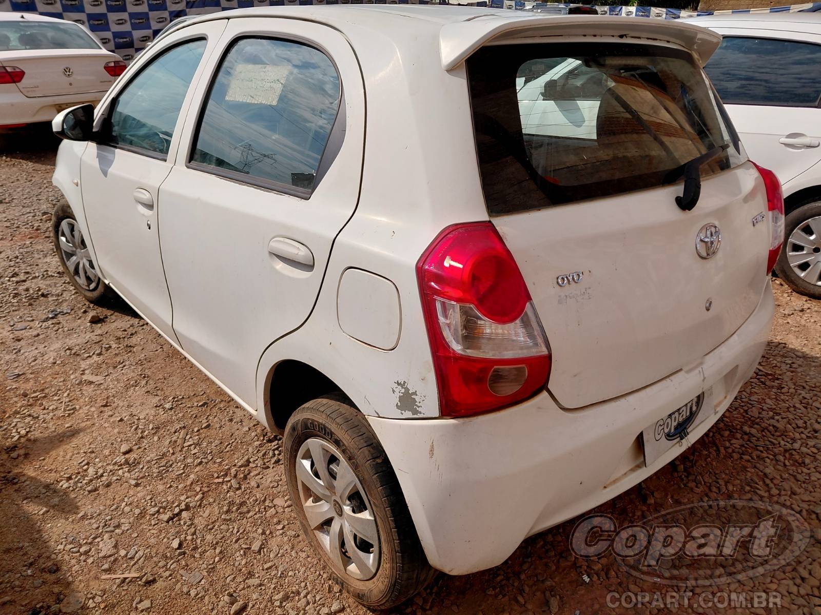 Foto 3: 2014 TOYOTA ETIOS