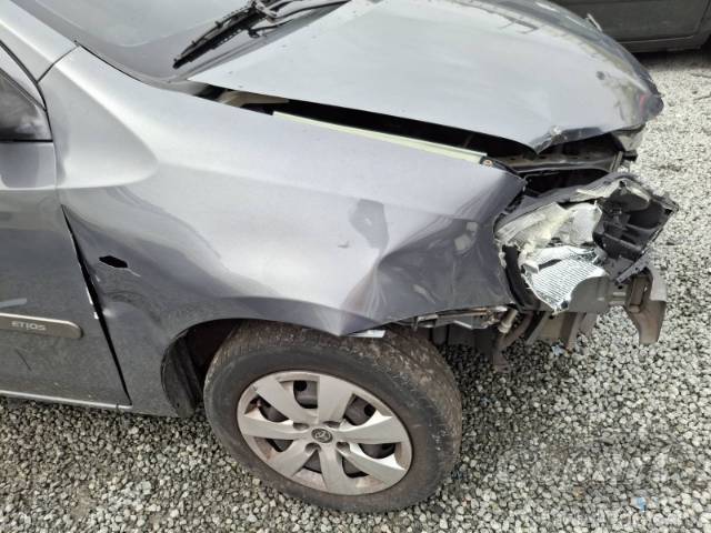 2013 TOYOTA ETIOS 