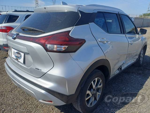 2022 NISSAN KICKS 