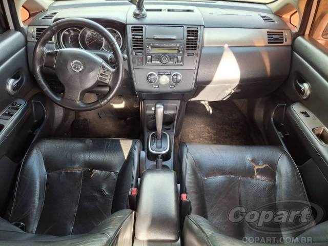 2011 NISSAN TIIDA 