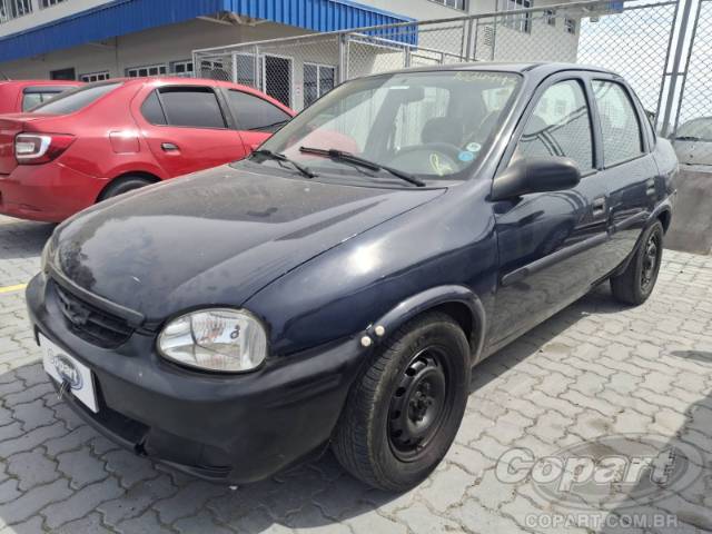 2005 CHEVROLET CLASSIC 