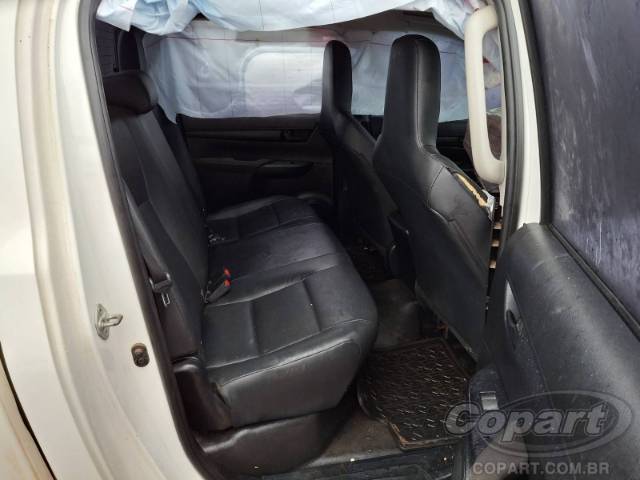 2024 TOYOTA HILUX CD 