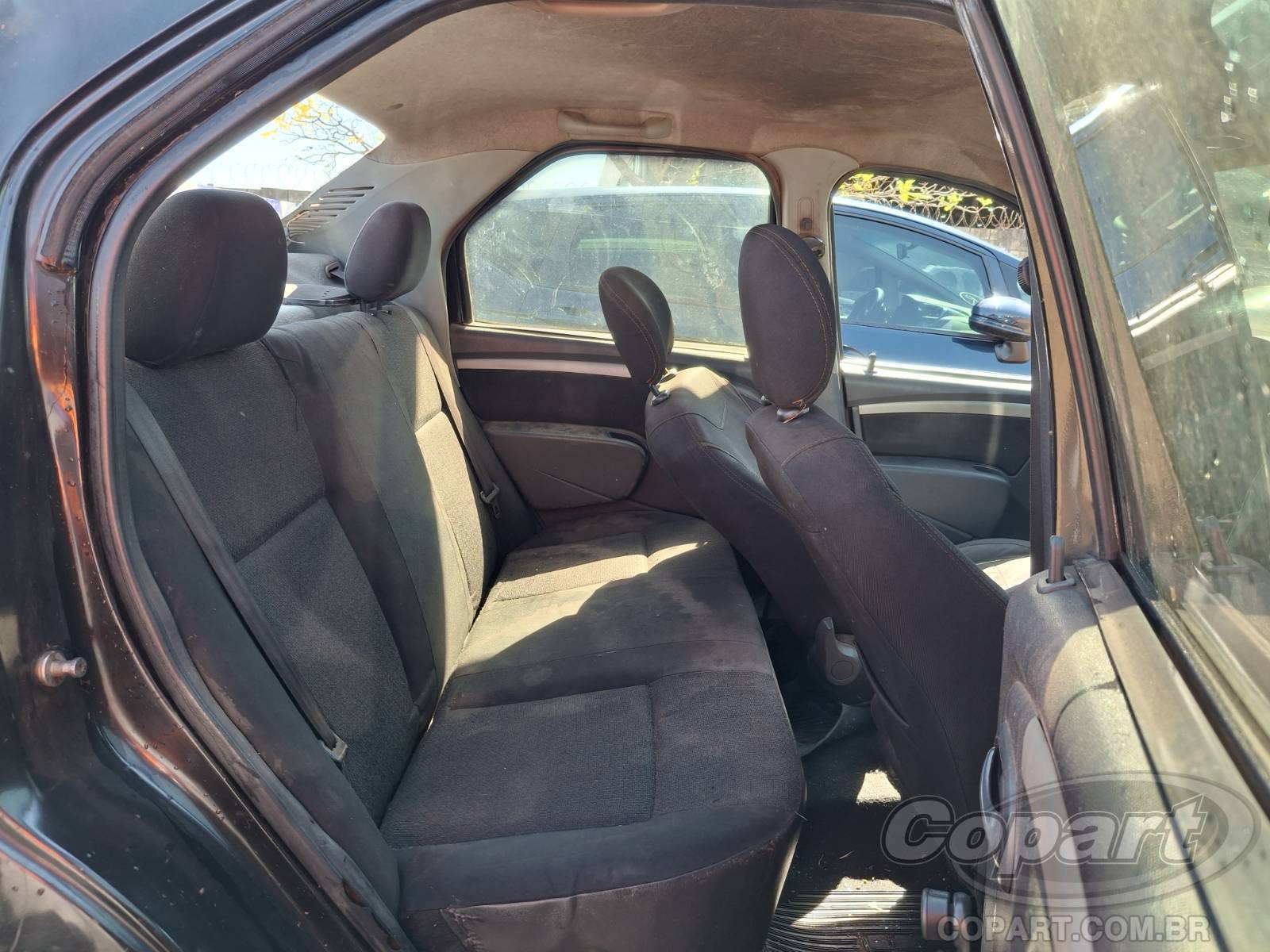 2009 RENAULT LOGAN — foto 6 de 11