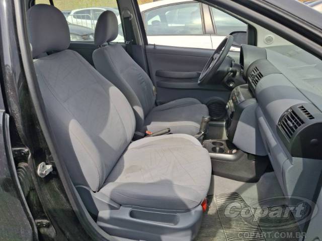 2009 VOLKSWAGEN SPACEFOX 