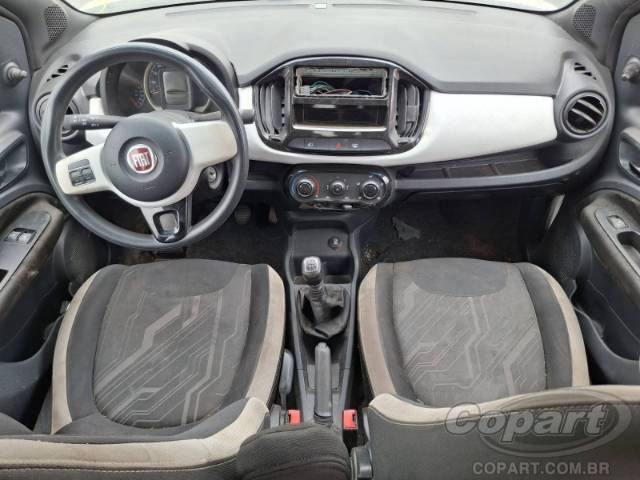 2015 FIAT UNO 