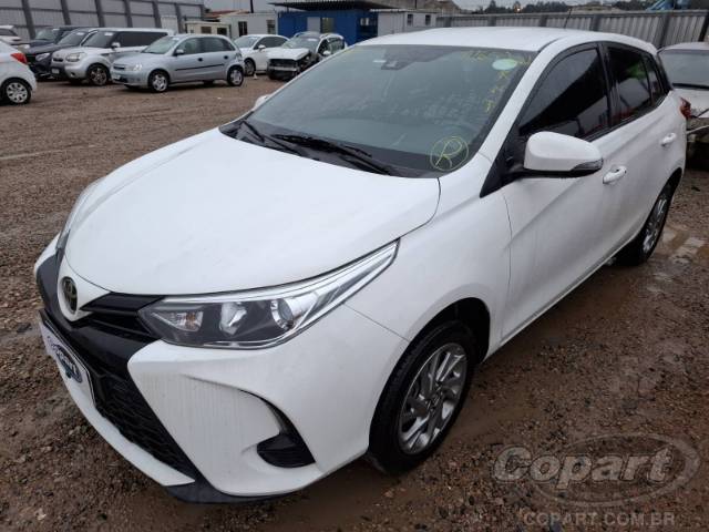 2023 TOYOTA YARIS 
