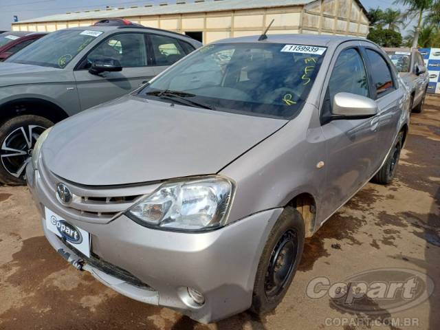 2017 TOYOTA ETIOS SEDA 