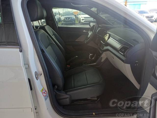 2024 VOLKSWAGEN T-CROSS 