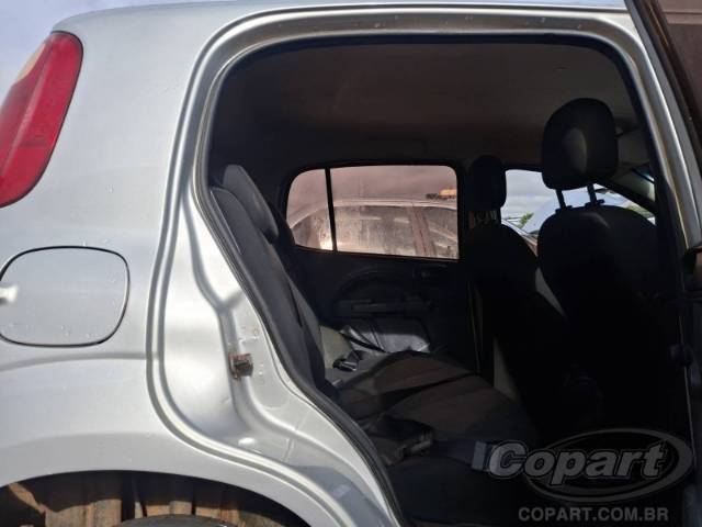2014 FIAT UNO 