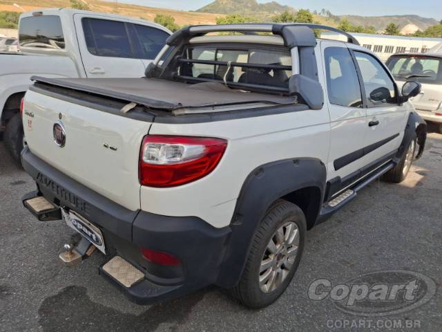 2015 FIAT STRADA CD 