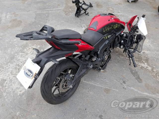 2026 BAJAJ DOMINAR 