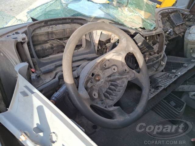 2011 MERCEDES BENZ AXOR 