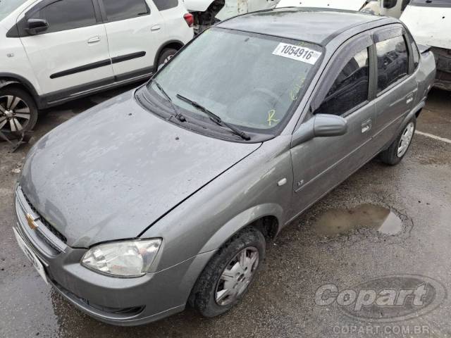 2011 CHEVROLET CLASSIC 