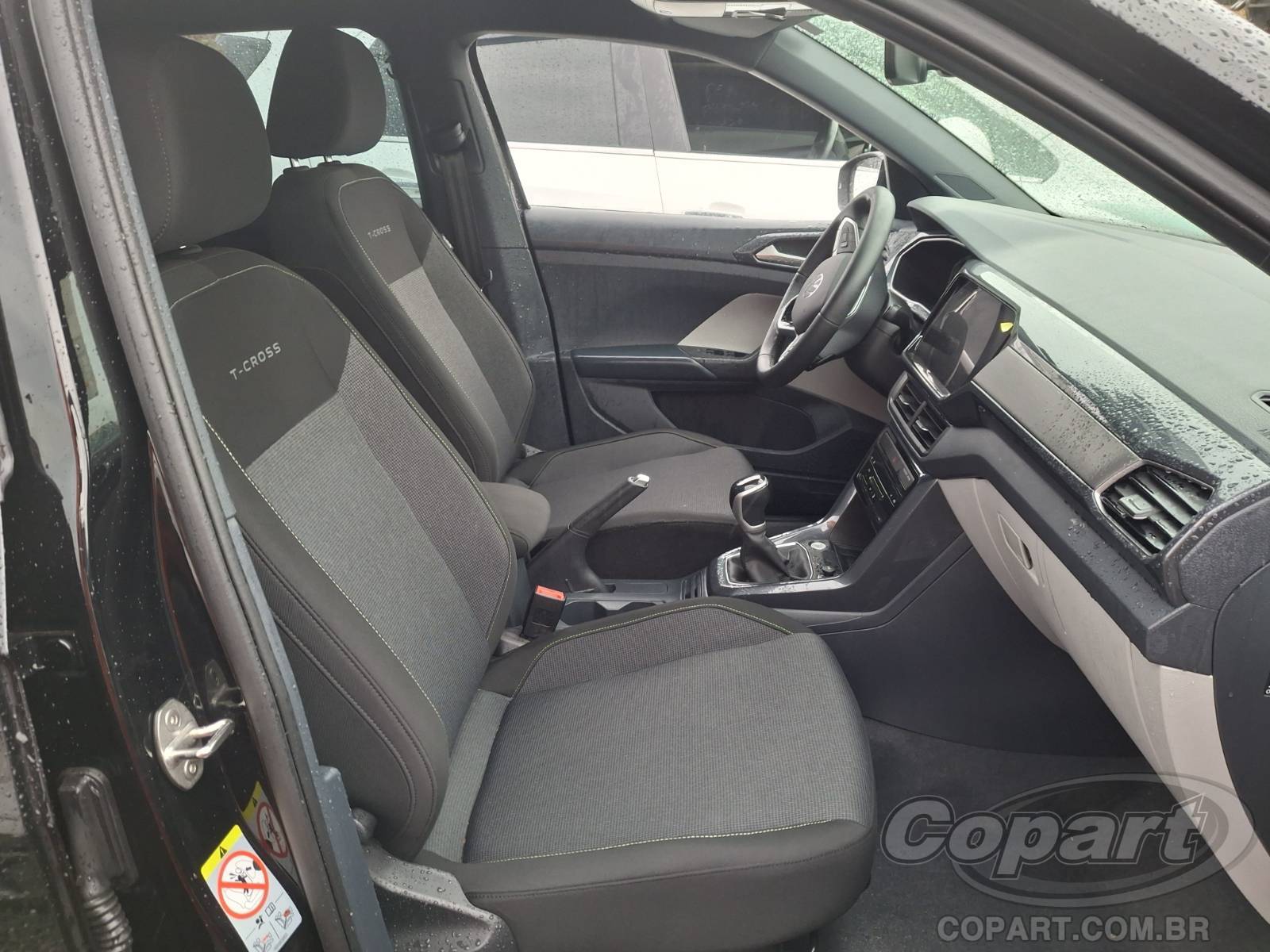 2024 VOLKSWAGEN T-CROSS — foto 5 de 13