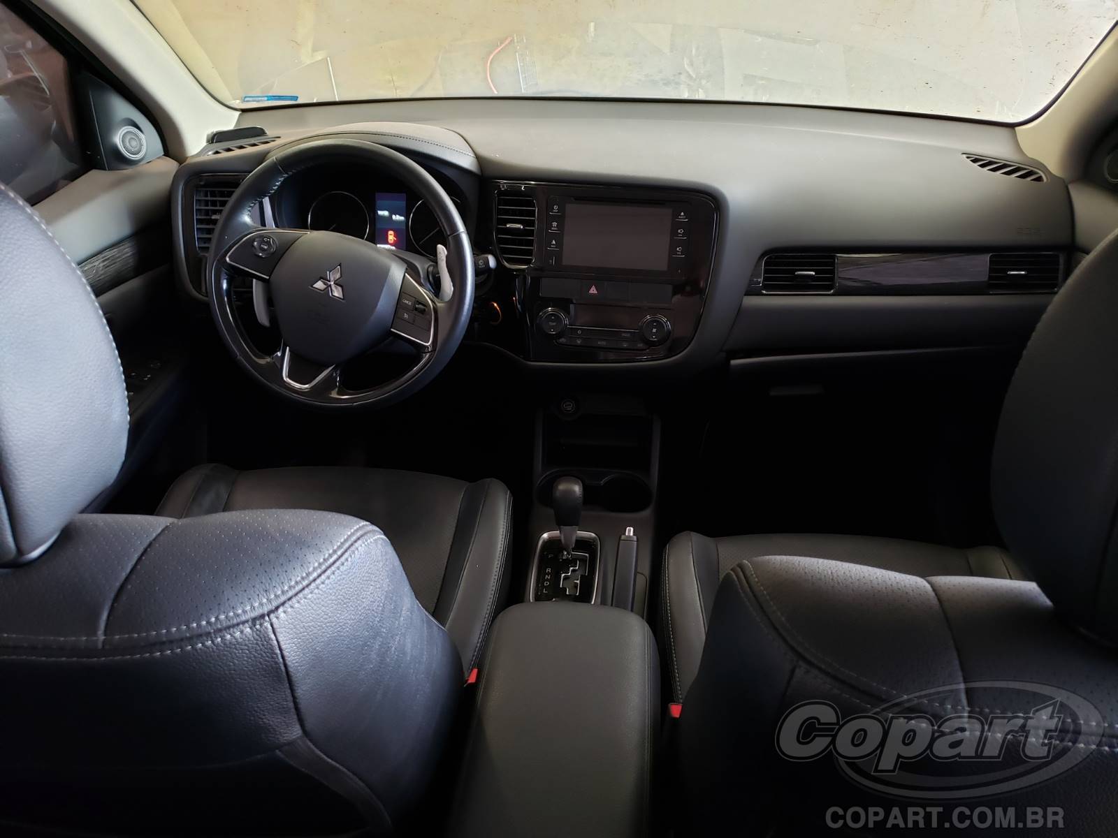 Foto 9 de 10: 2016 MITSUBISHI OUTLANDER