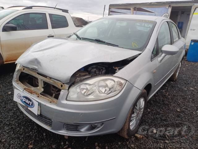 2013 FIAT LINEA 