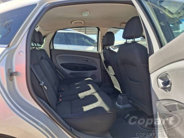2011 FIAT LINEA 