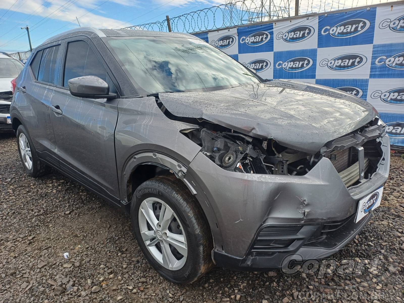 Nissan Kicks 2020 SUV Pequeno