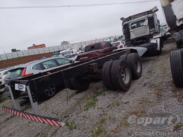 2011 VOLKSWAGEN CONSTELLATION 