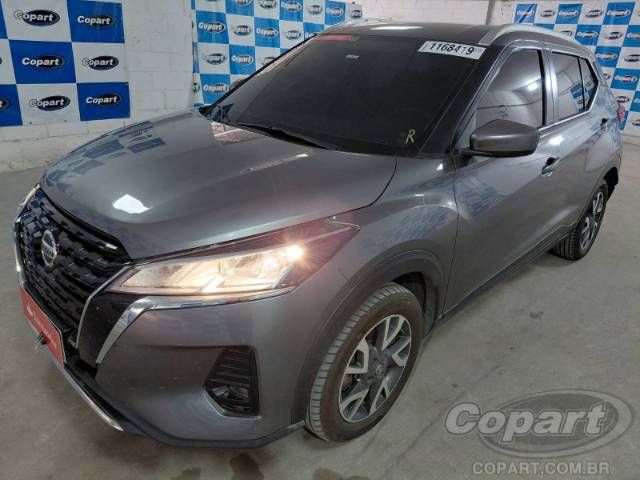 2022 NISSAN KICKS 