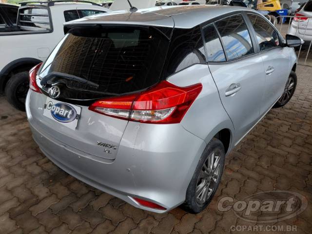 2021 TOYOTA YARIS 