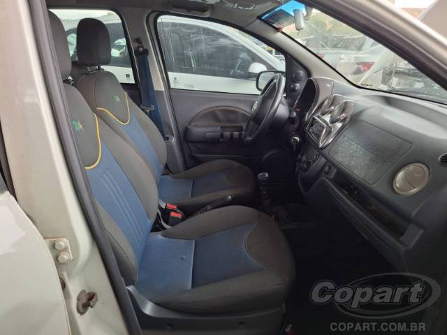 2014 FIAT UNO 