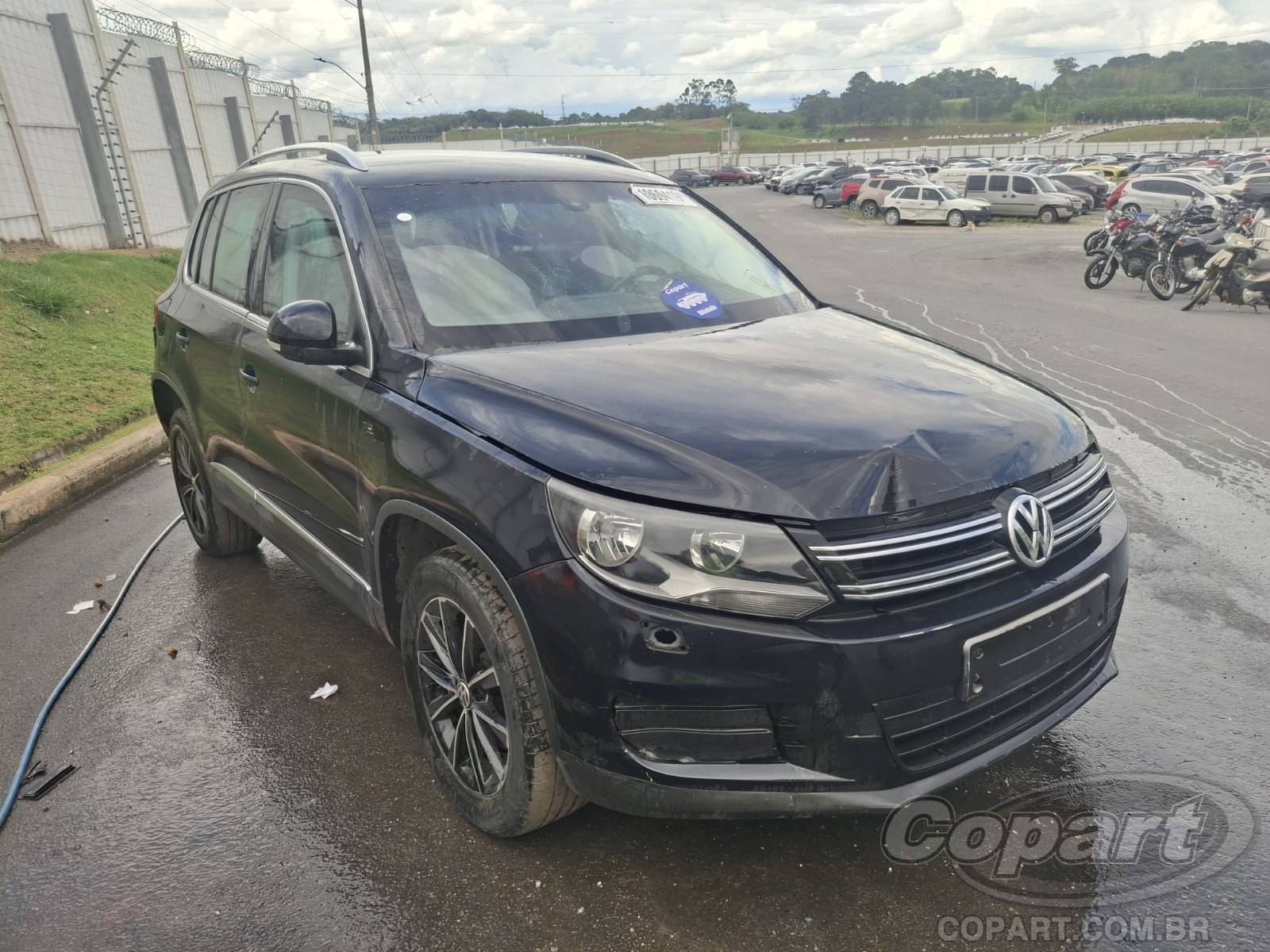 Veículo VW - VolksWagen Tiguan VOLKSWAGEN TIGUAN 2012 2012 em leilão