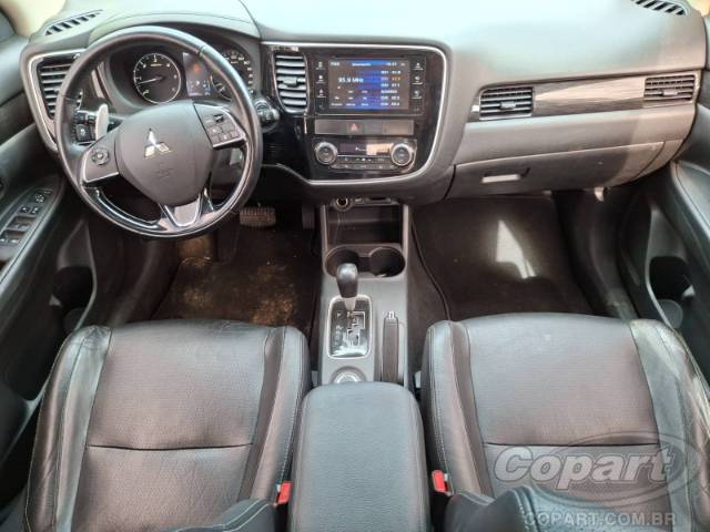 2016 MITSUBISHI OUTLANDER 