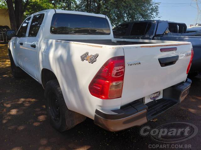 2025 TOYOTA HILUX CD 