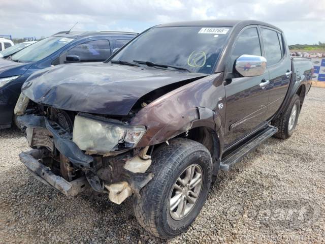 2015 MITSUBISHI L200 TRITON 