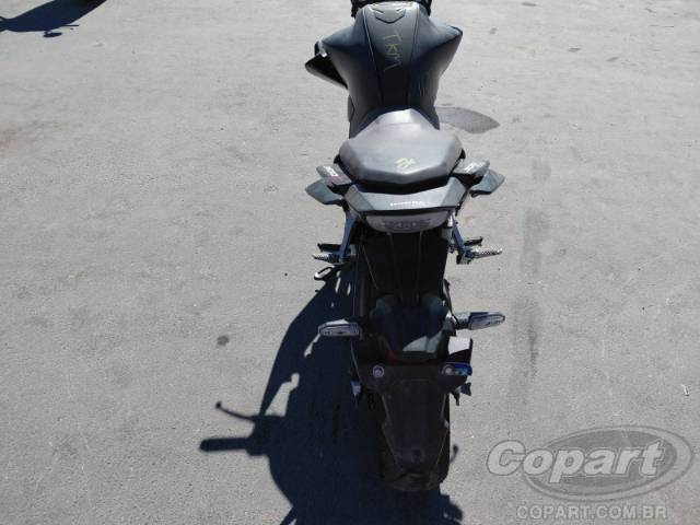 2025 HONDA CB 300F 