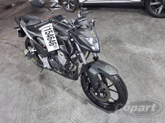 2026 HONDA CB 300F 