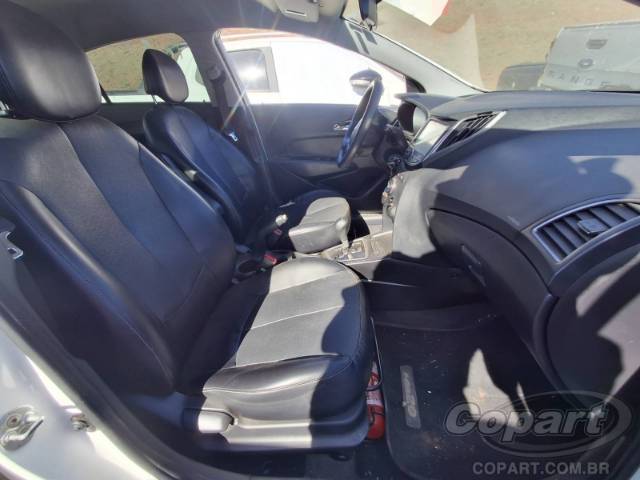 2015 HYUNDAI HB20S 