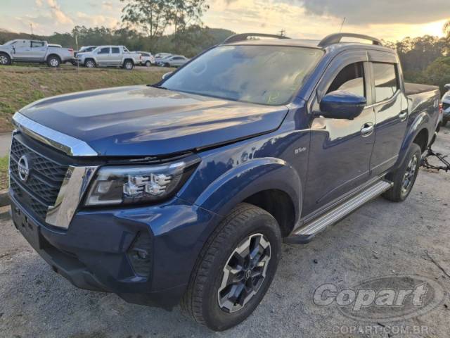 2024 NISSAN FRONTIER CD 