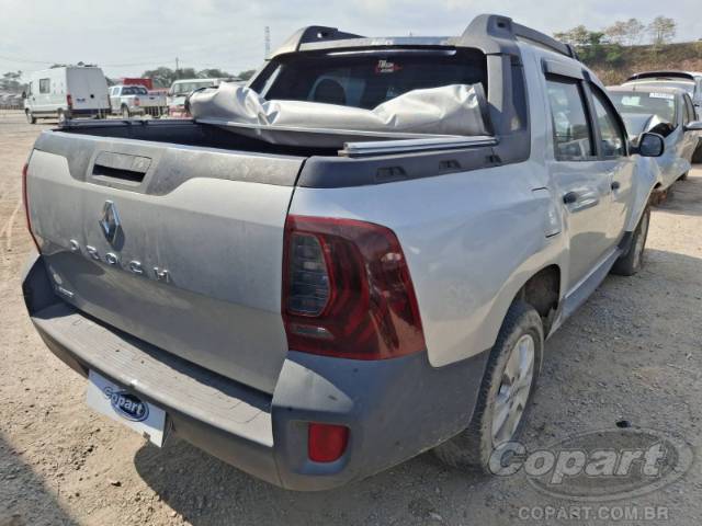 2016 RENAULT DUSTER OROCH 