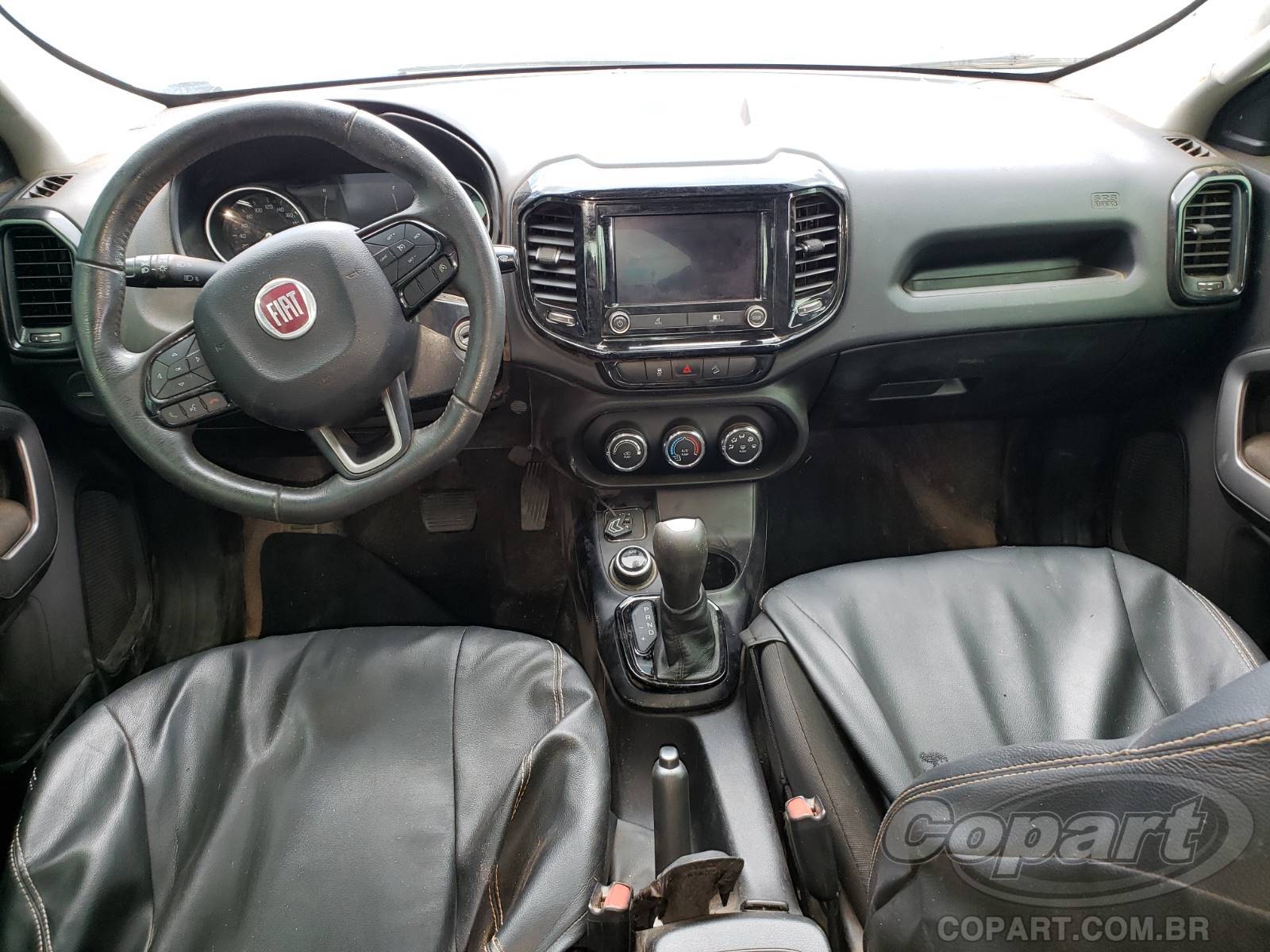 Foto 9 de 10: 2021 FIAT TORO
