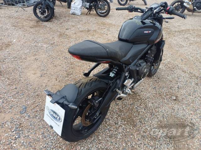 2026 TRIUMPH TRIDENT 