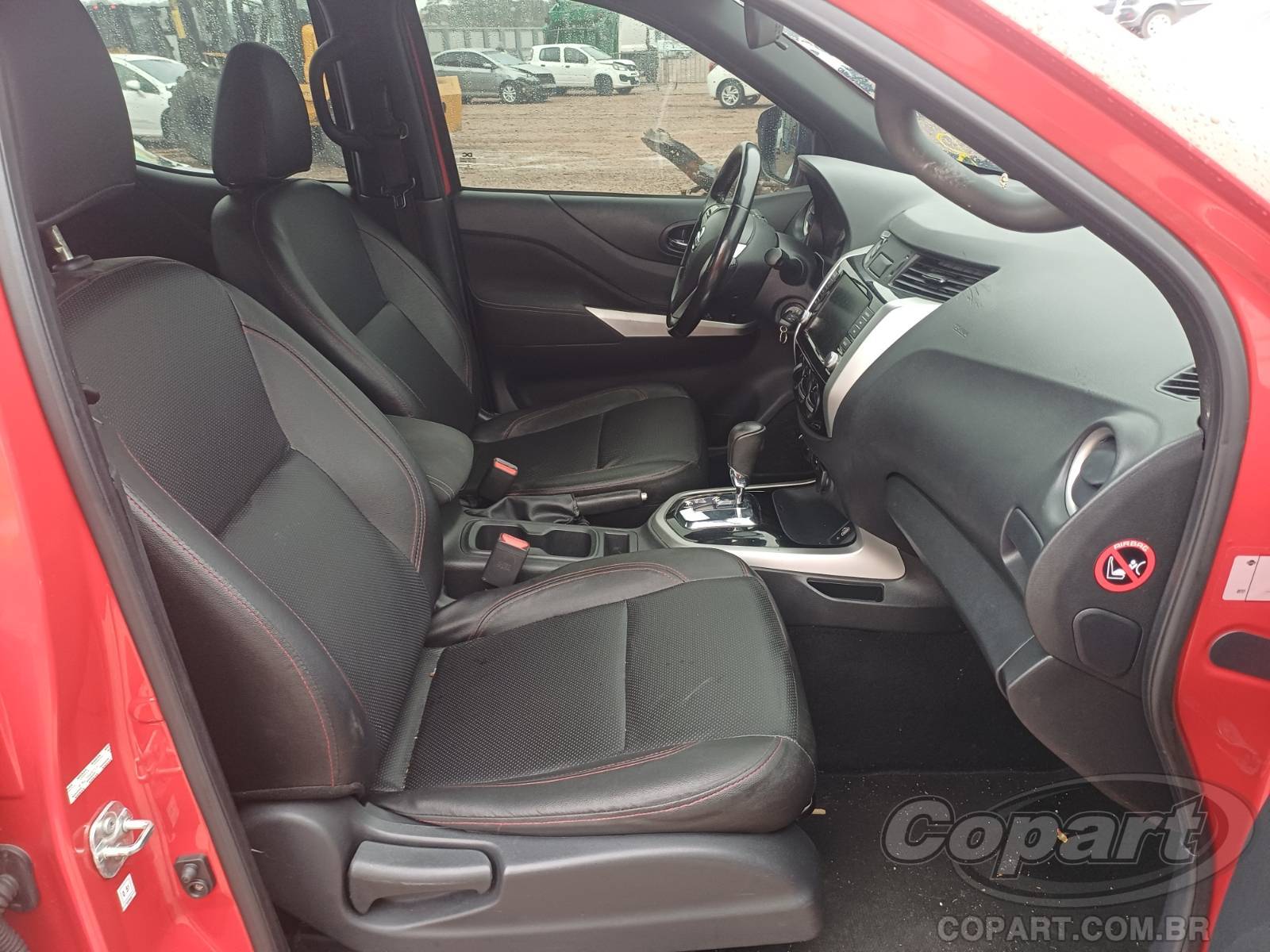 2019 NISSAN FRONTIER CD — foto 5 de 10
